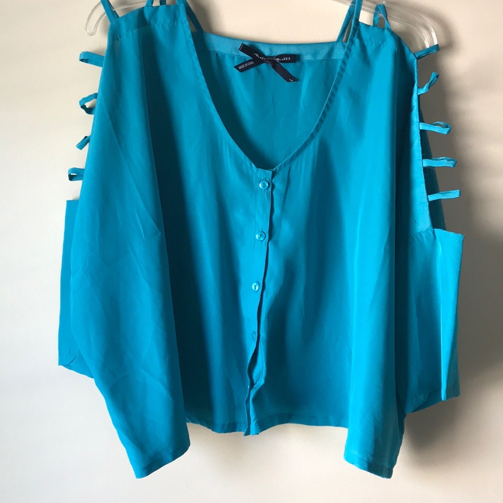 Open sleeved shirt